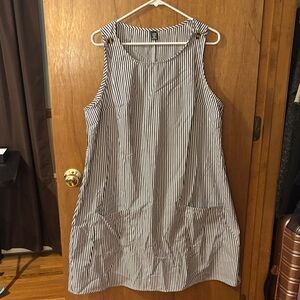 SHEIN Black and White Striped Sleeveless Tunic